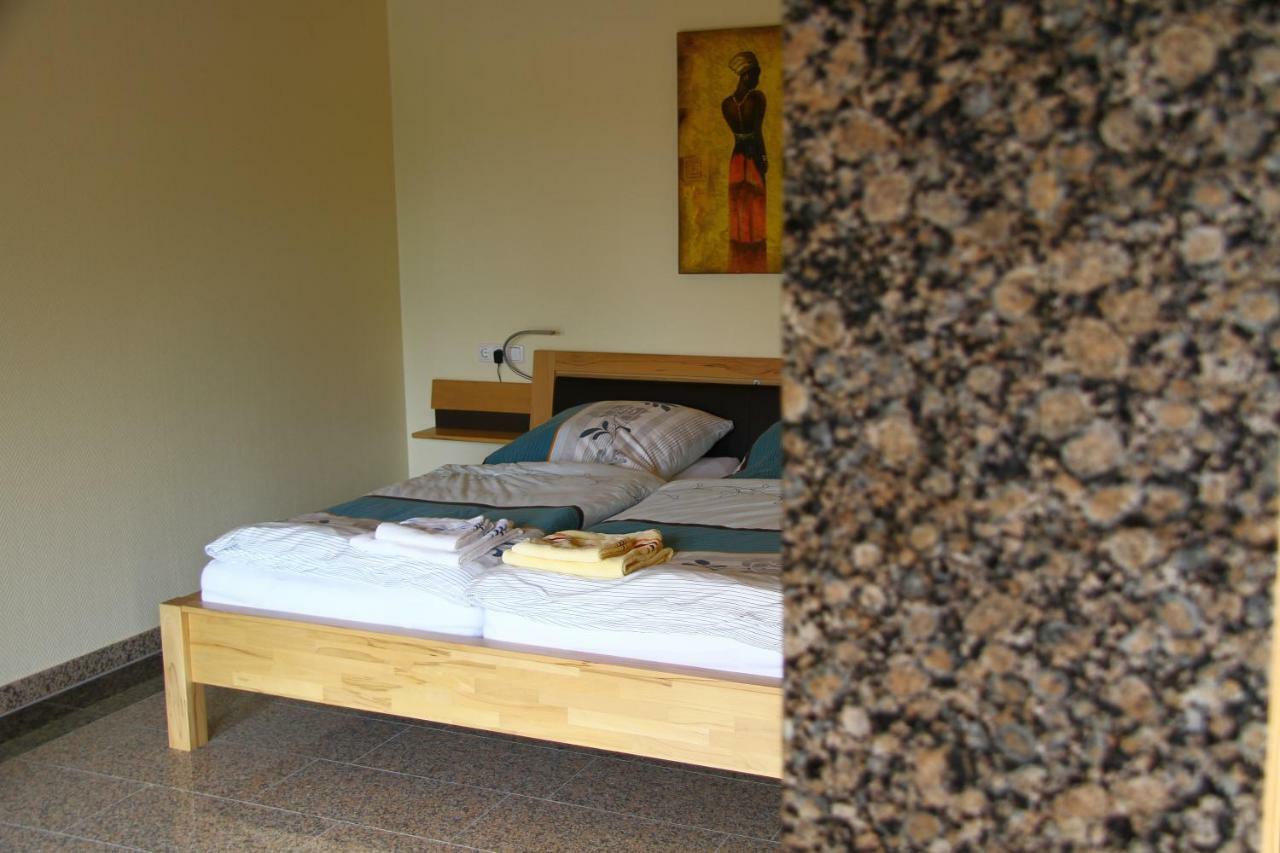 Bed and Breakfast Bistro Im Ring Quiddelbach Zewnętrze zdjęcie