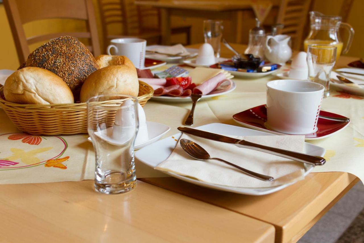 Bed and Breakfast Bistro Im Ring Quiddelbach Zewnętrze zdjęcie